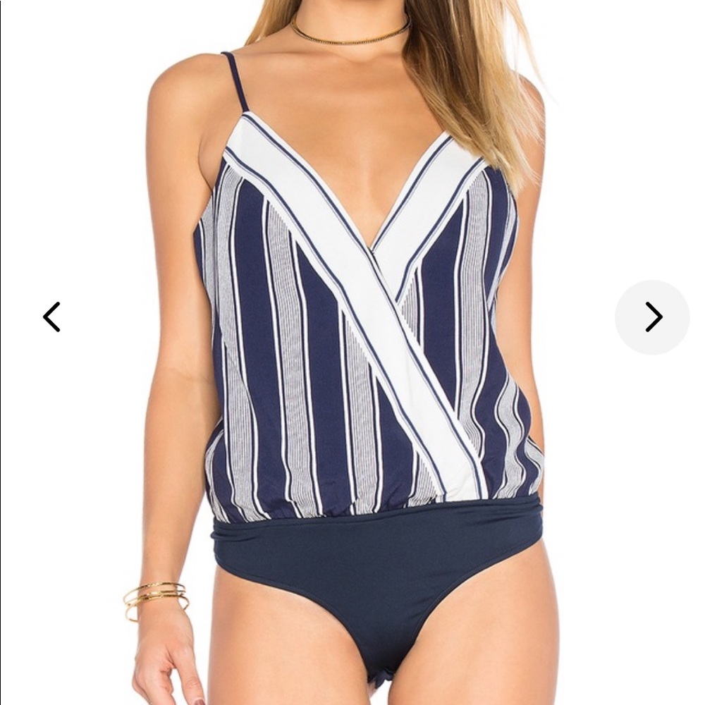 Vision Cami Bodysuit Lovers + Friends size Small